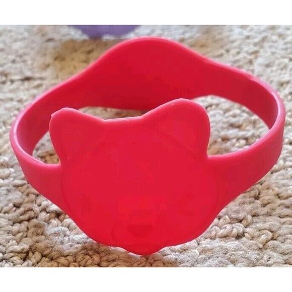 Baby Bottle Labels for Daycare - 6 Multi-Colored Panda-Shaped Silicone Labels - Picture 3 of 11